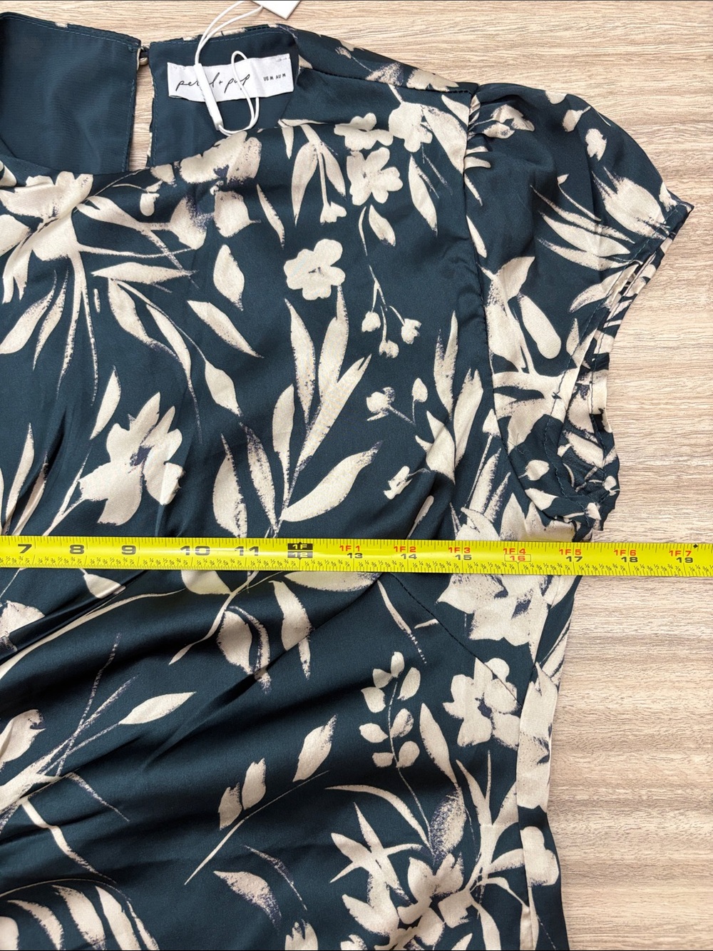 Petal + Pup Lisbeth Green Floral Midi Dress Women Size Medium - Picture 9 of 10